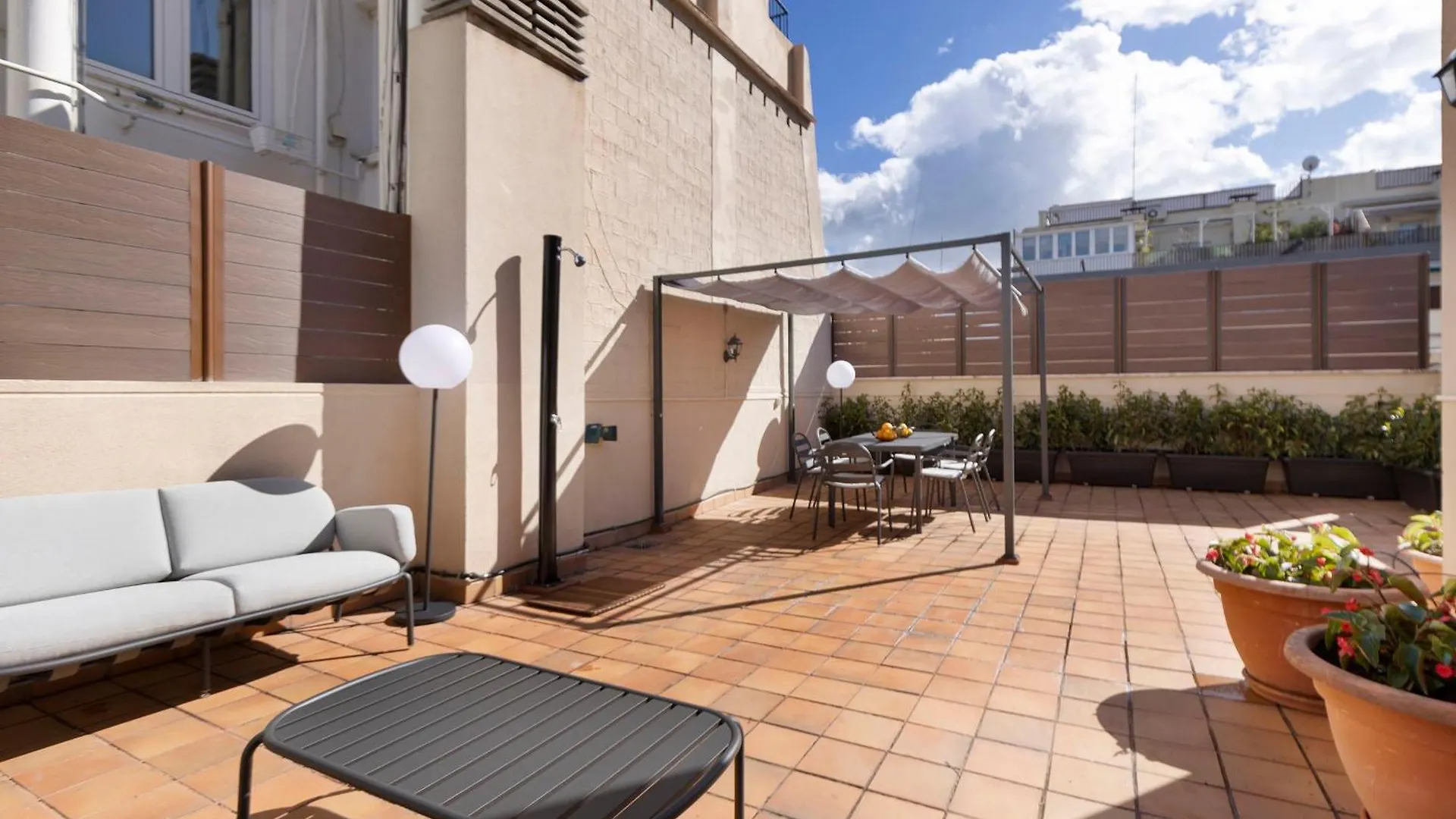 ברצלונה Enjoy Apartments Calle Paris Super Stylish